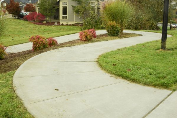 Cost of Concrete Sidewalk Replacement in Shawnee