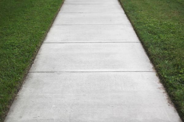 Cost of Concrete Walkway Replacement in Shawnee