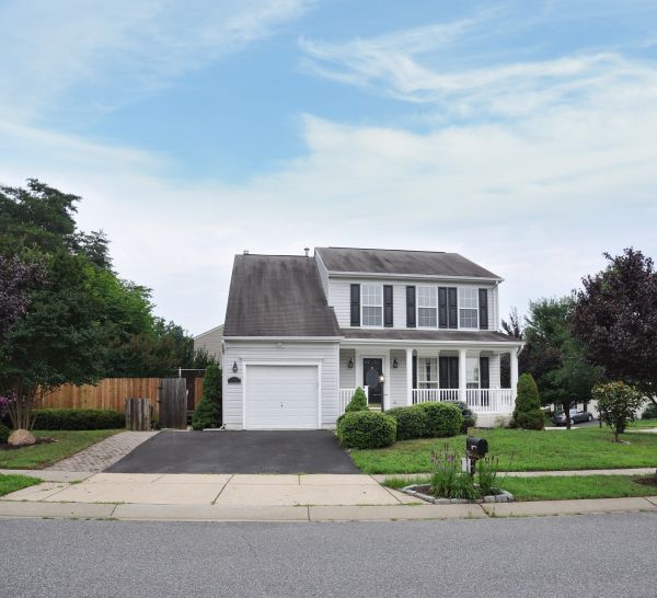 Cost of Concrete Apron Installation in Shawnee