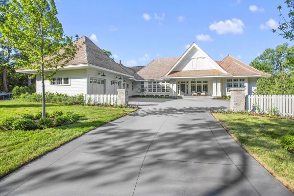 Cost of Driveway Concreting in Shawnee