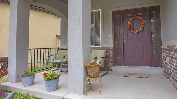 Cost of Porch Concrete Laying in Shawnee
