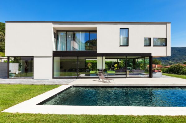 Cost of Poolside Concrete Construction in Shawnee