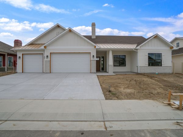 Cost of Driveway Apron Paving in Shawnee